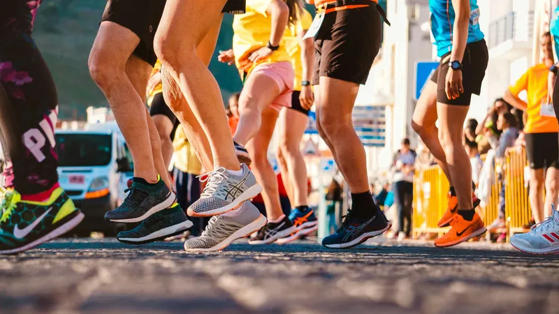 Importância de escolher o calçado certo para corrida: Economize com cupons e cashback